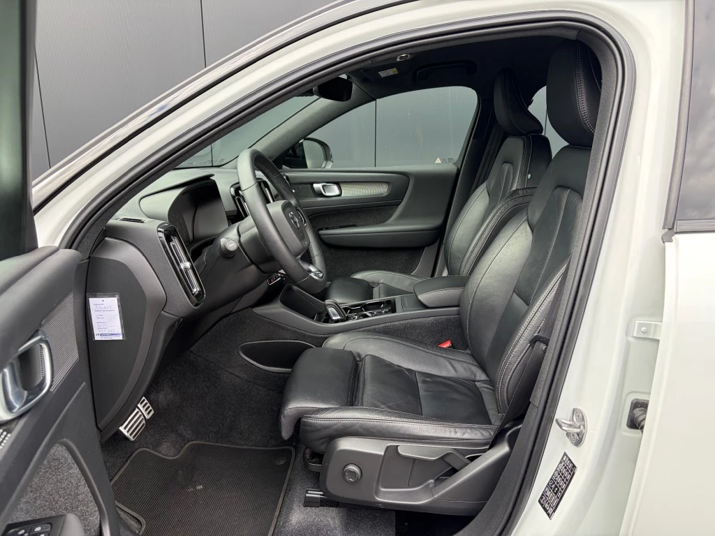 Volvo XC40 – foto 18