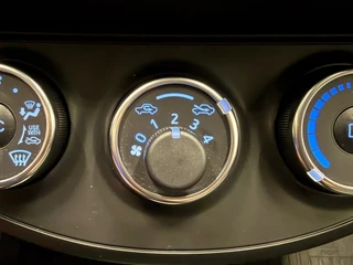 Toyota Yaris – thumbnail 32