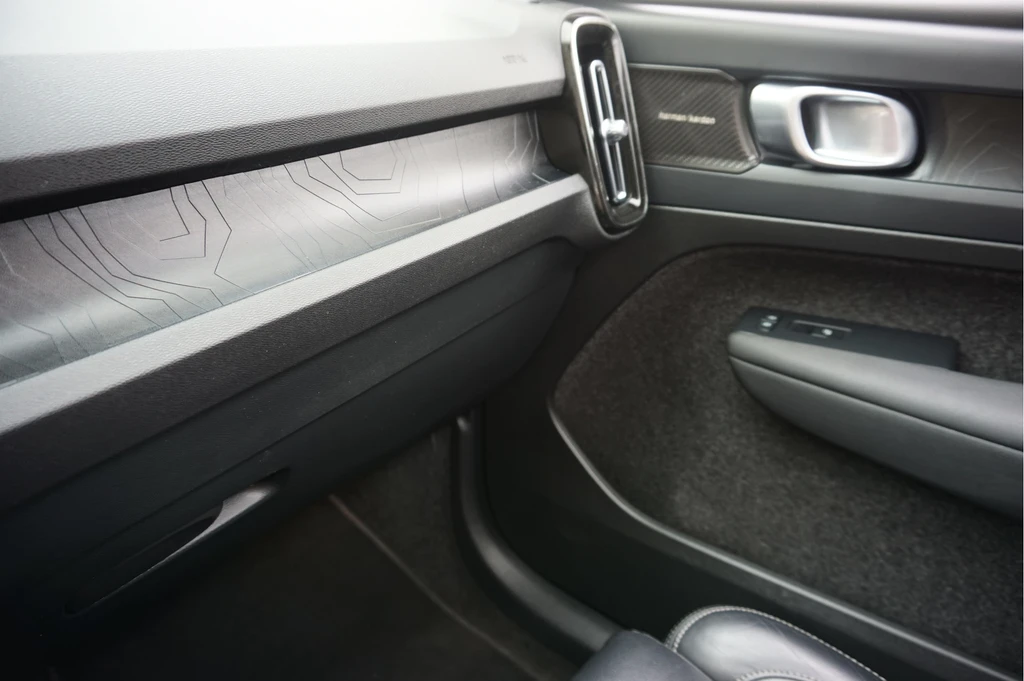 Volvo XC40 – foto 32