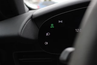 Porsche Taycan – thumbnail 34