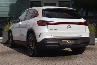 Mercedes-Benz EQA – thumbnail 4
