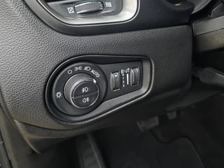 Jeep Renegade – thumbnail 15