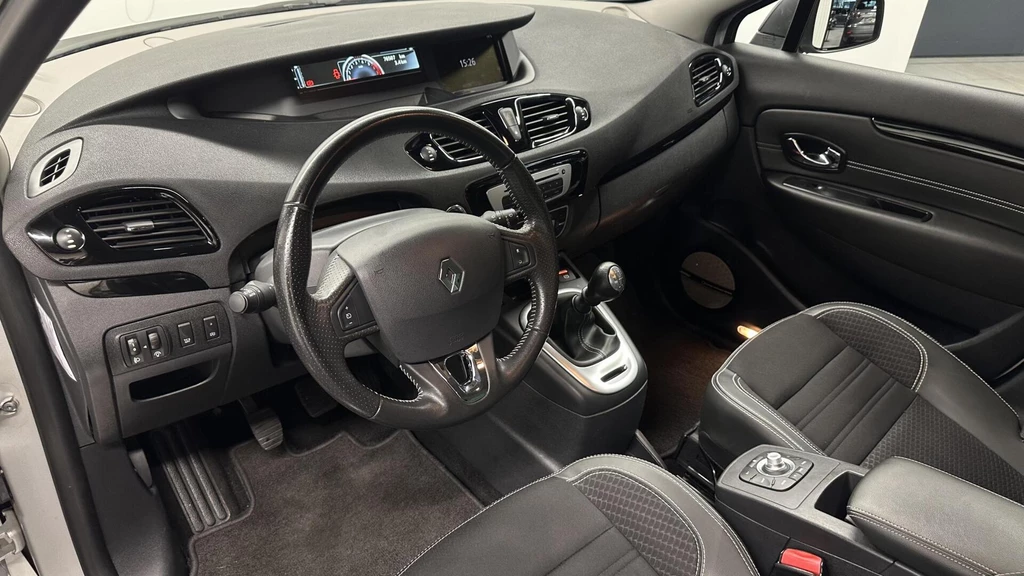 Renault Scénic – foto 23