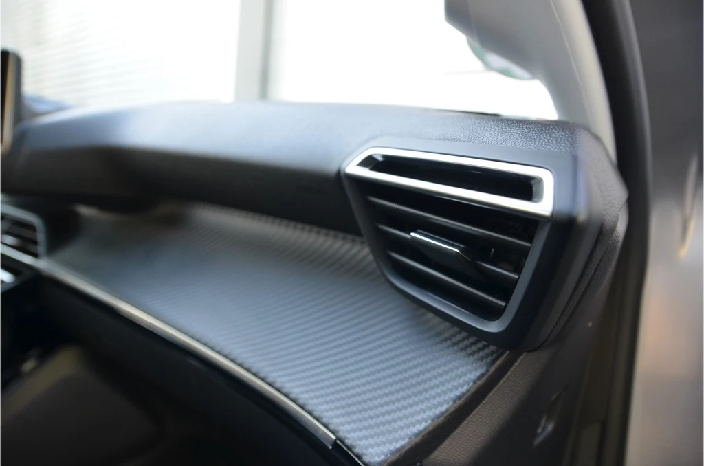 Peugeot e-208 – foto 24