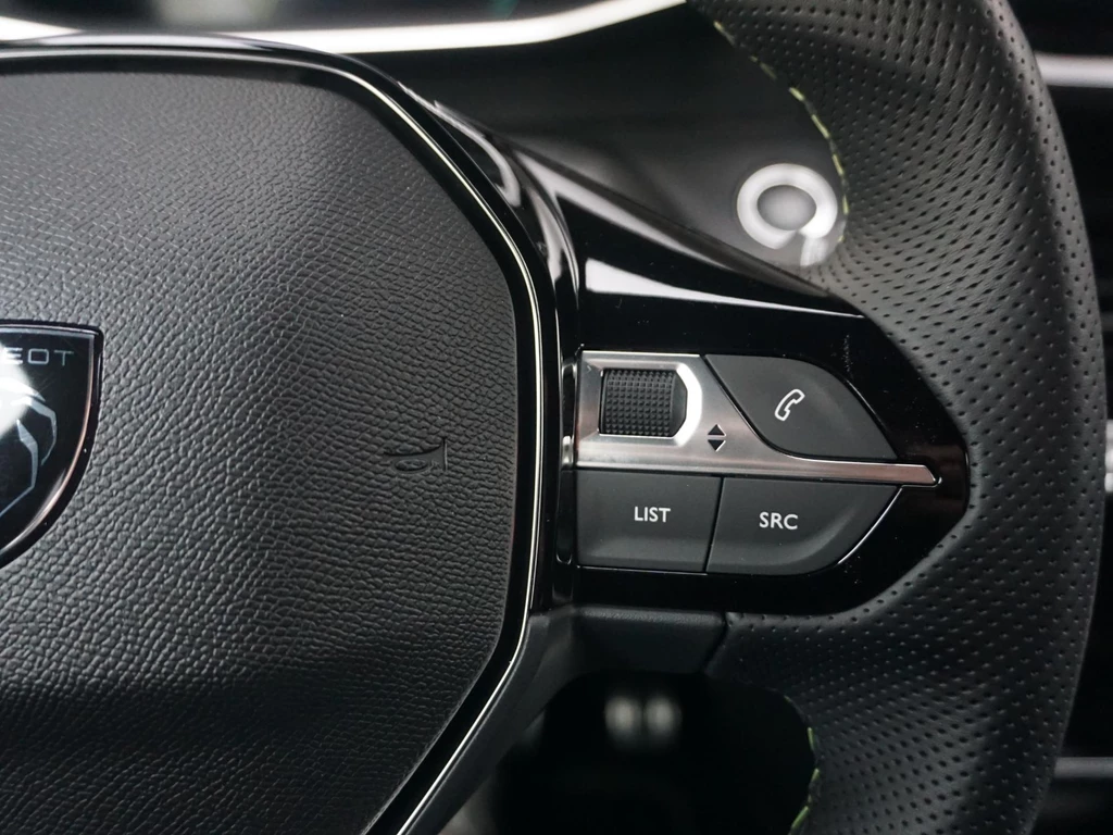 Peugeot e-2008 – foto 21