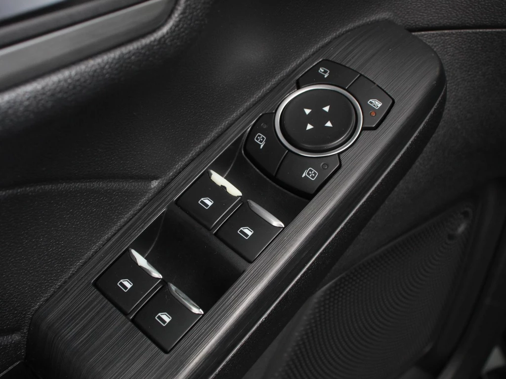 Ford Kuga – foto 16