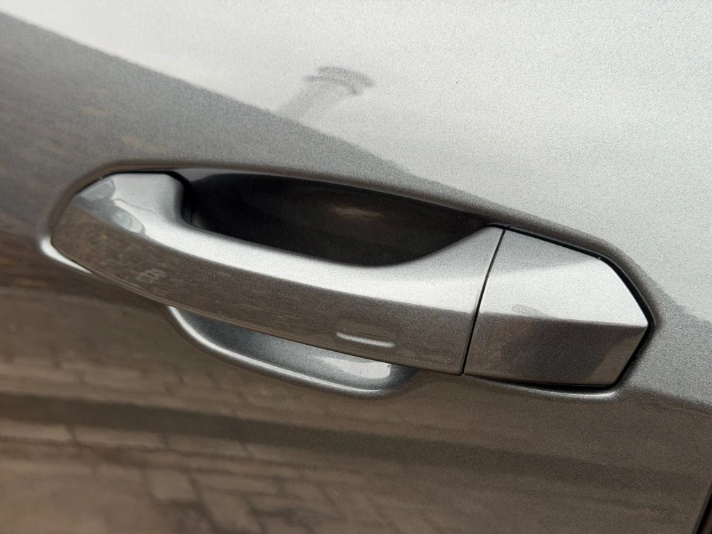 Audi RSQ8 – foto 18