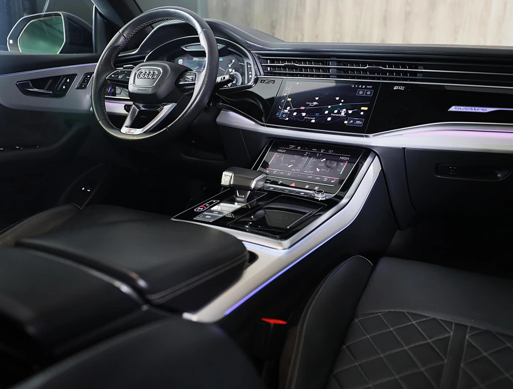 Audi Q8 – foto 18