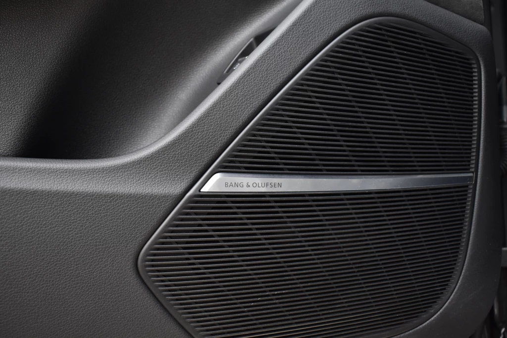 Audi Q8 – foto 15