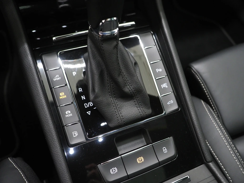 Škoda Superb – foto 38