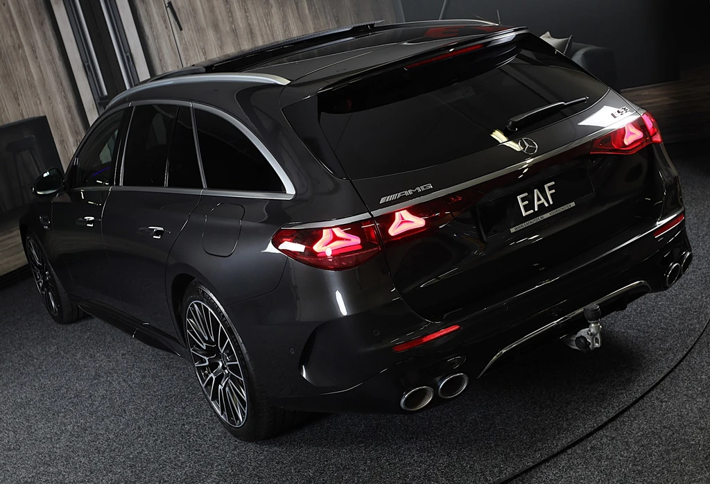 Mercedes-Benz E-Klasse – foto 9