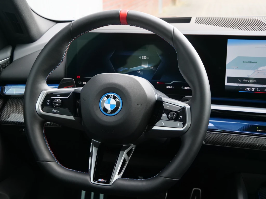 BMW i5 – foto 14