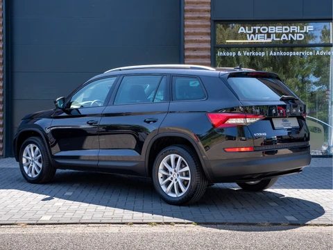 Škoda Kodiaq 1.5 TSI Business Edition 7p. NIEUWSTAAT I 1ste eig. I 7 persoons I 1800kg I 150PK I Camera I Leer I 18" I Carplay I BTW-auto I