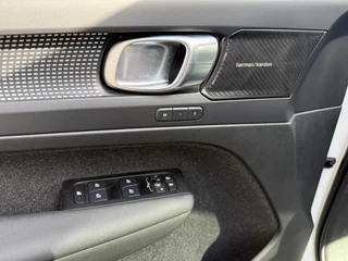 Volvo XC40 – thumbnail 8