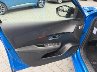 Peugeot e-208 – thumbnail 12
