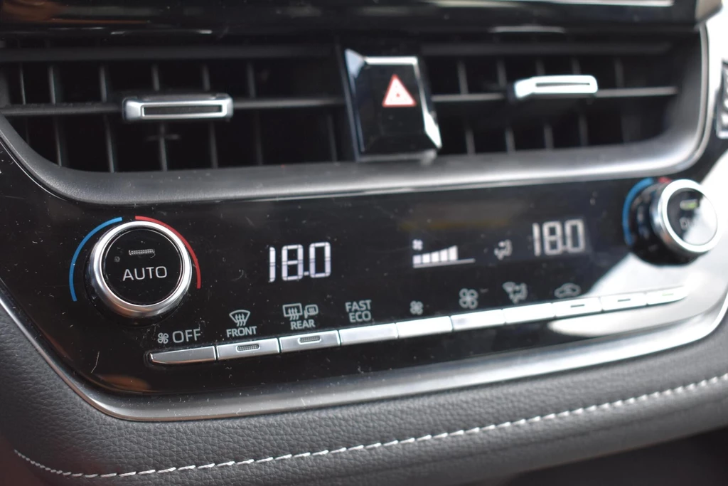 Toyota Corolla Touring Sports – foto 15