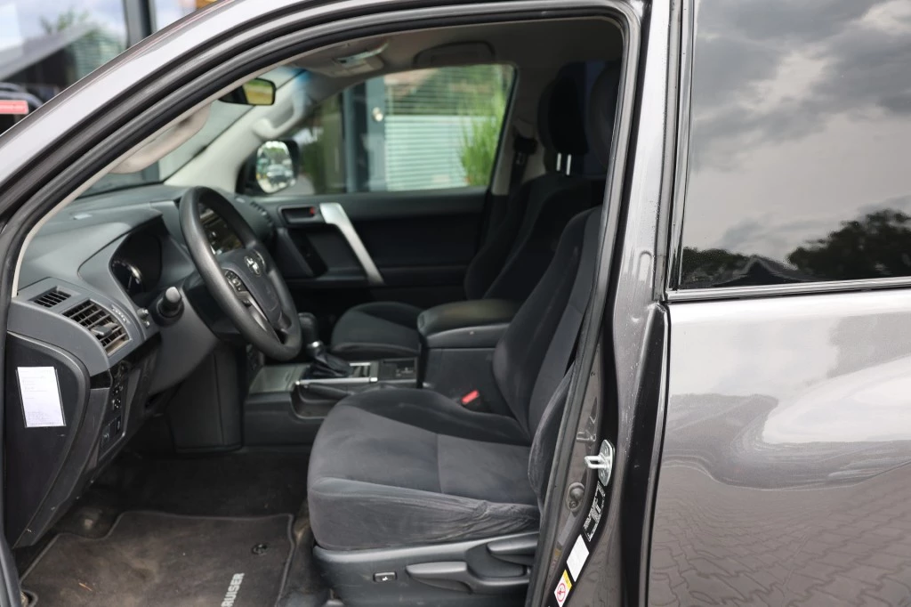 Toyota Land Cruiser – foto 10