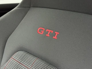 Volkswagen Golf – thumbnail 24