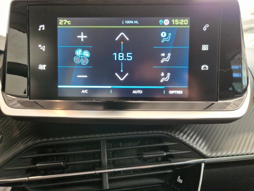 Peugeot e-2008 – foto 21