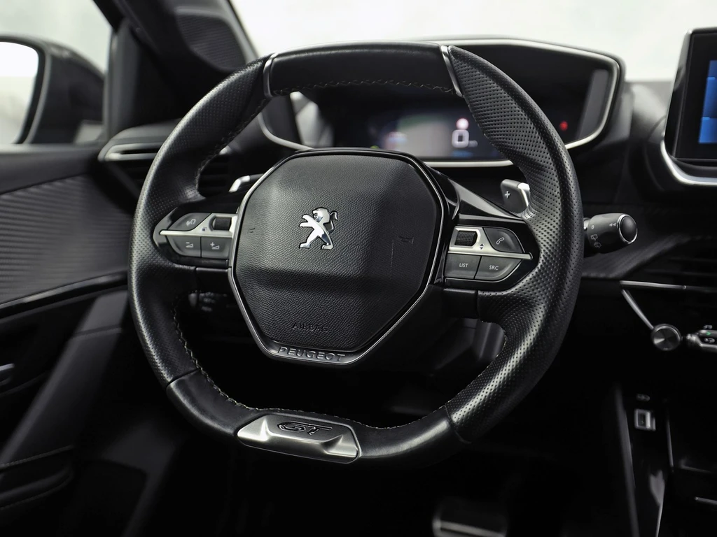 Peugeot 208 – foto 13