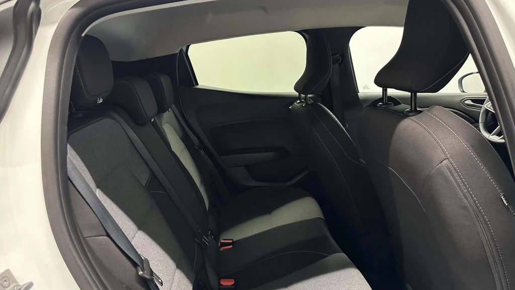 Renault Clio – foto 11
