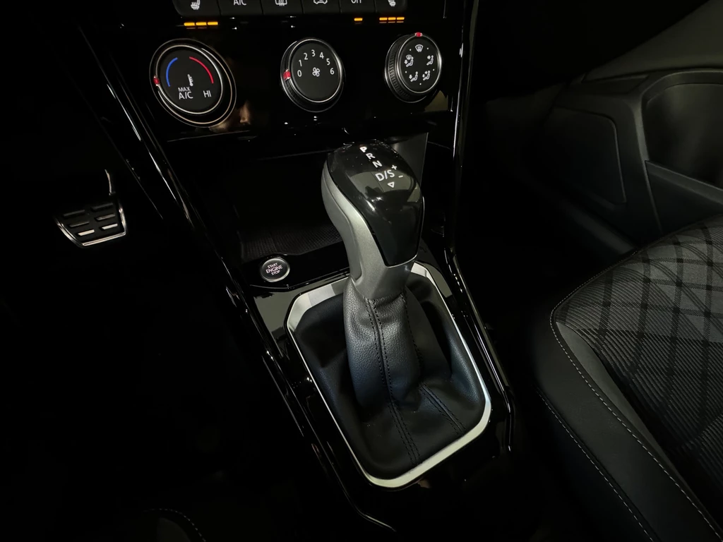 Volkswagen T-Roc – foto 18