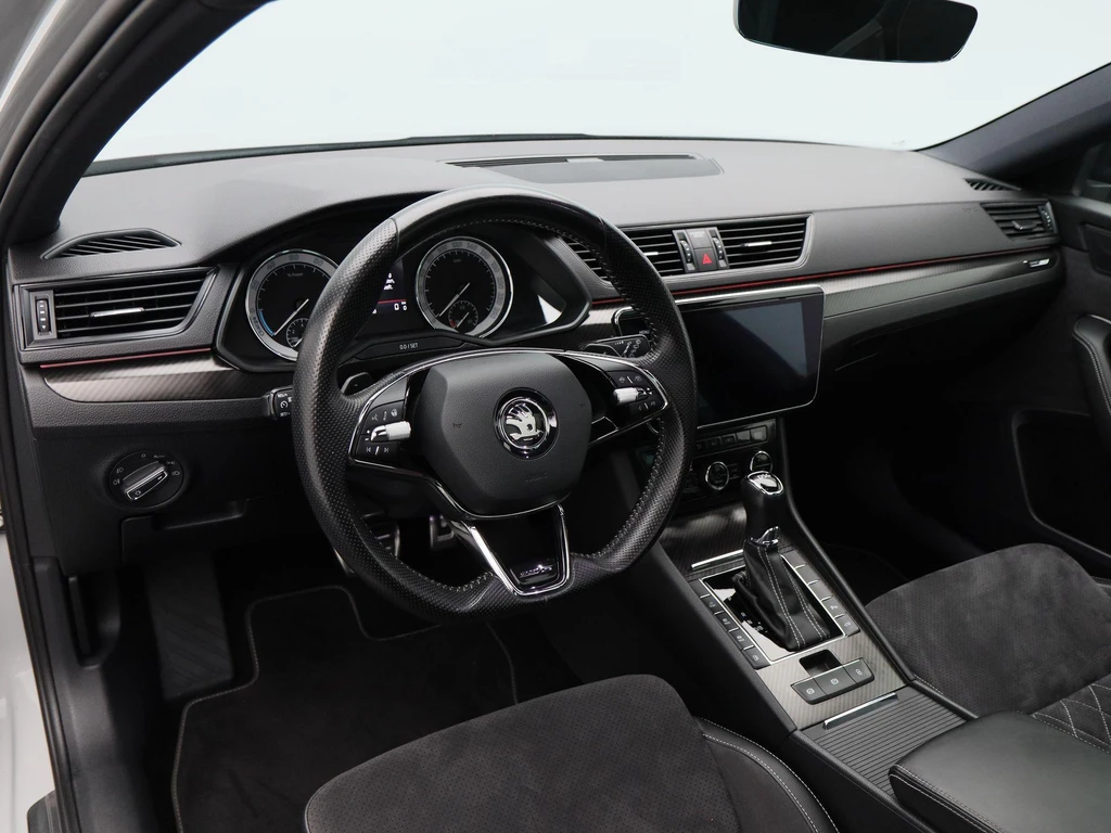 Škoda Superb – foto 10