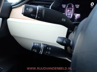Tesla Model X – thumbnail 18