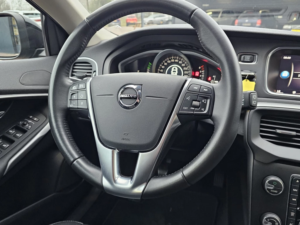 Volvo V40 – foto 12