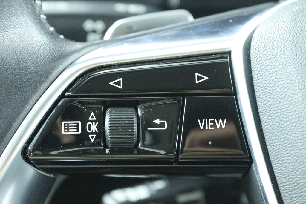 Audi e-tron – foto 12