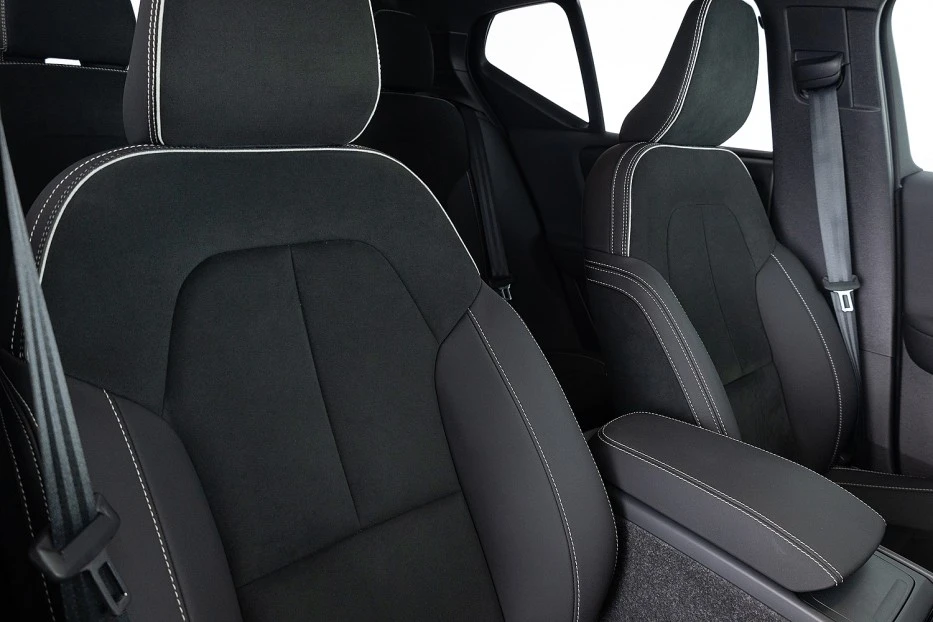 Volvo EX40 – foto 10