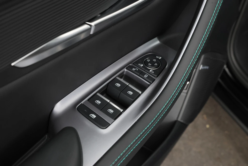 BYD SEAL U – foto 32