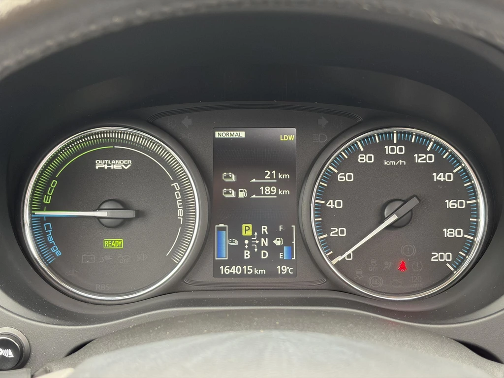 Mitsubishi Outlander – foto 24