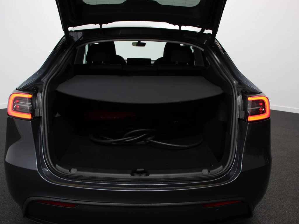 Tesla Model Y – foto 33