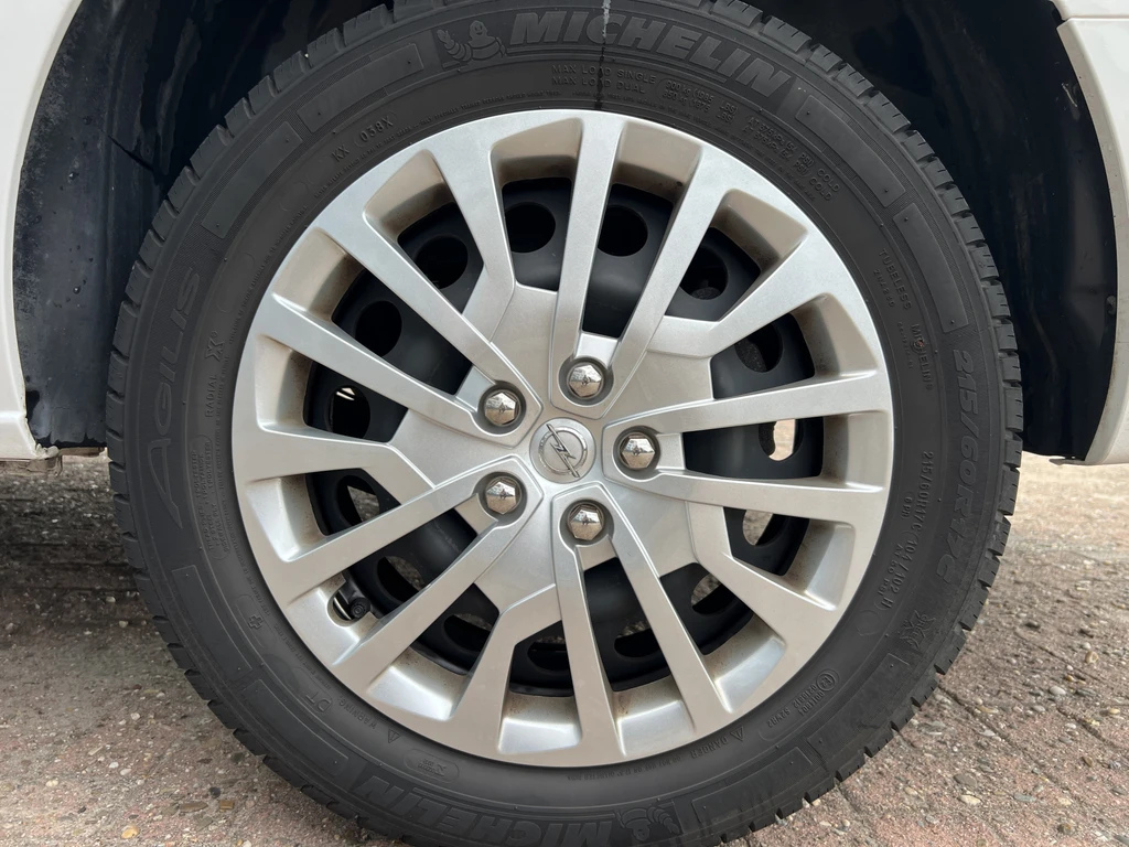 Opel Vivaro – foto 29