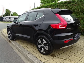 Volvo XC40 – thumbnail 2