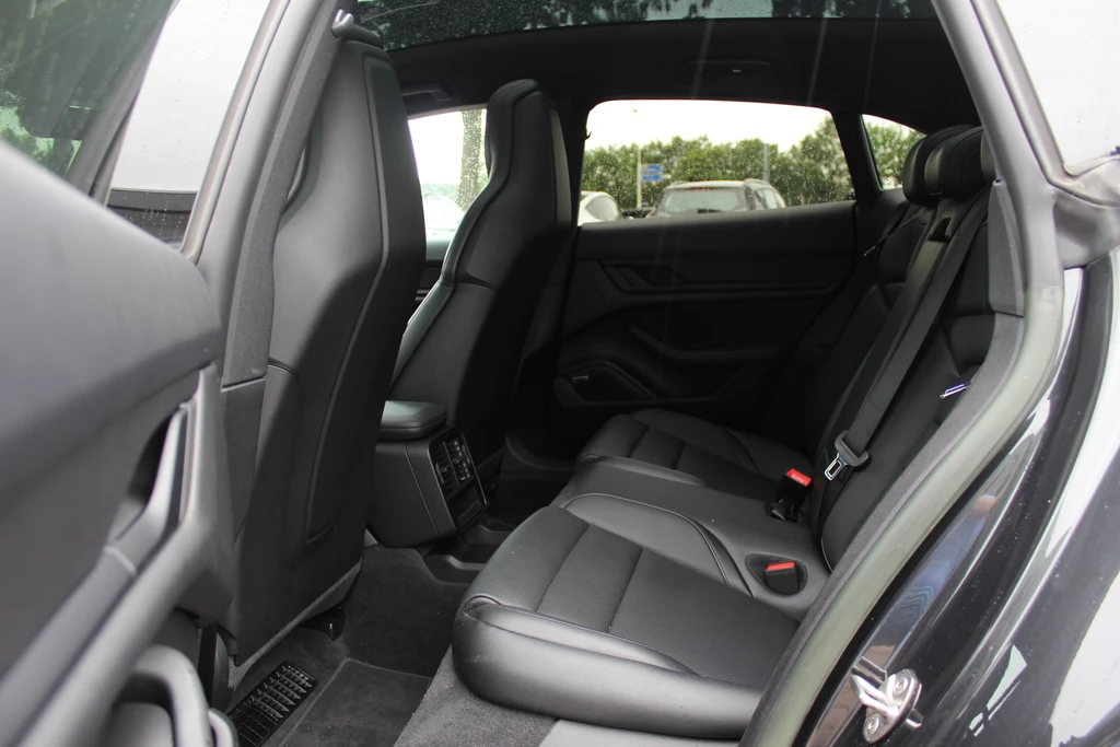 Porsche Taycan – foto 14