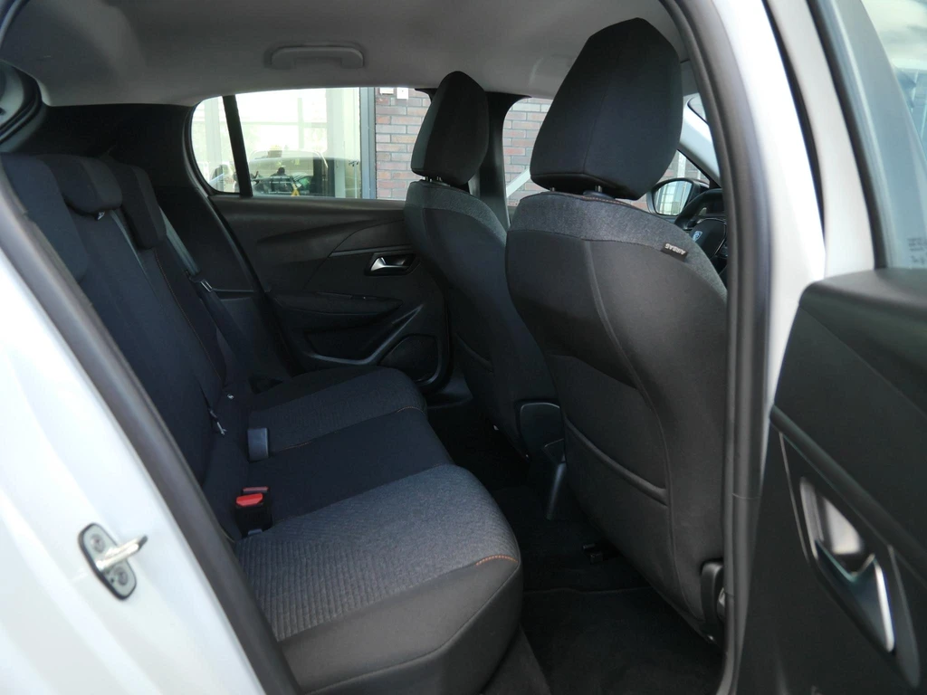 Peugeot 208 – foto 11