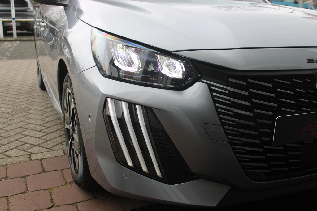 Peugeot 208 – foto 14