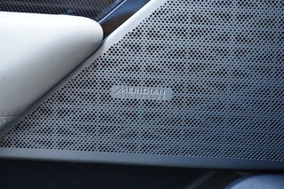 Land Rover Range Rover Velar – thumbnail 23