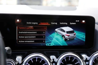 Mercedes-Benz GLA – thumbnail 28