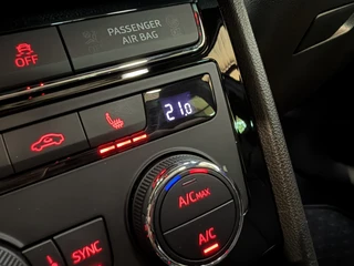 SEAT Leon – thumbnail 32