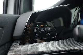 Volkswagen Golf – thumbnail 18