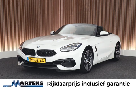 BMW Z4 Roadster sDrive20i 197pk High Executive Stoelverwarming Leder LED Navigatie