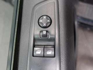 Opel Vivaro – thumbnail 28