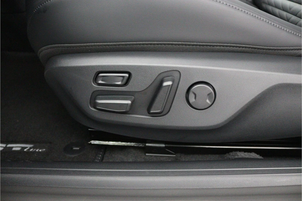 Kia EV4 – foto 30