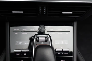 Porsche Cayenne – thumbnail 50