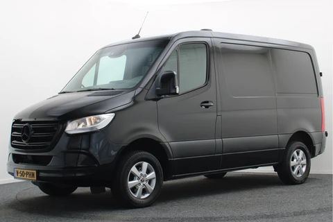 Mercedes-Benz Sprinter 315 CDI Automaat L1H1 Camera, Leer, Airco, Trekhaak, Apple CarPlay, 16”