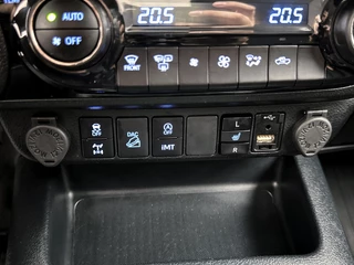 Toyota Hilux – thumbnail 38