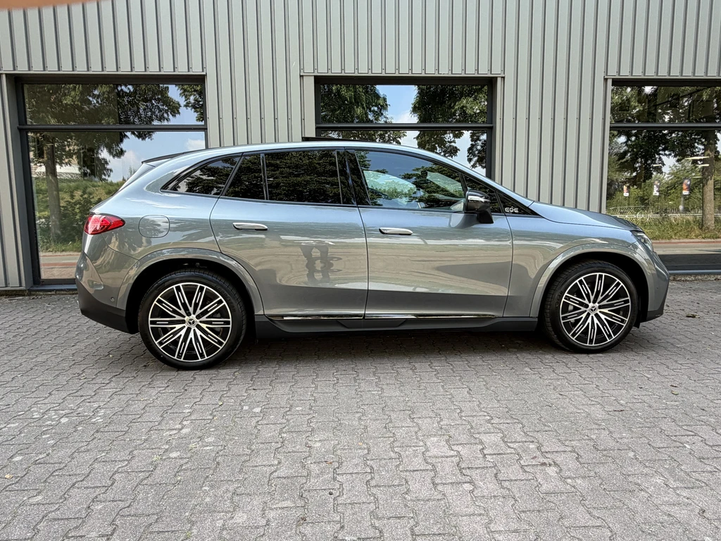 Mercedes-Benz EQE – foto 7
